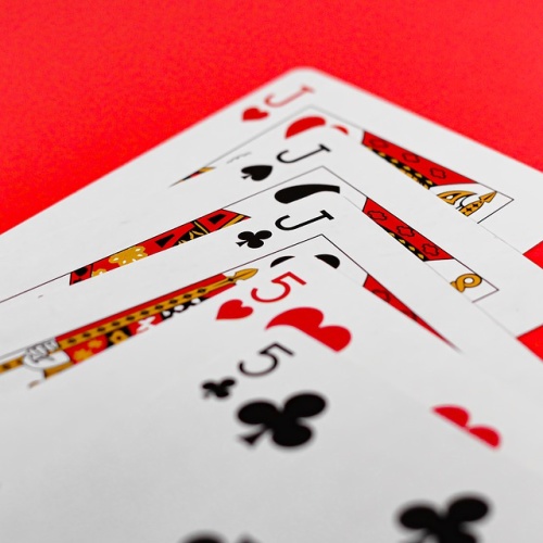 Mudah Menang dan Seru Bermain di Situs Slot Online lapak62